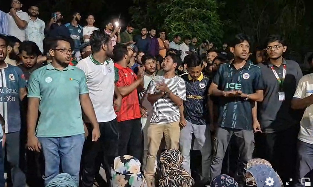 বিক্ষোভে উত্তাল রাজশাহী বিশ্ববিদ্যালয়, সংঘাতের আশঙ্কা