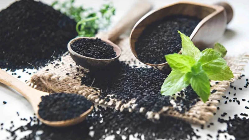 সকালে খালি পেটে কালোজিরার ৮ উপকারিতা